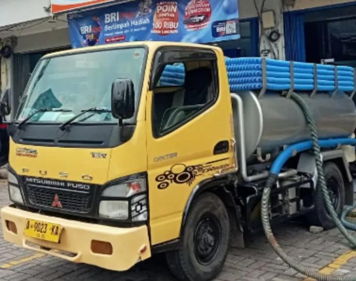 sedot wc podomoro city